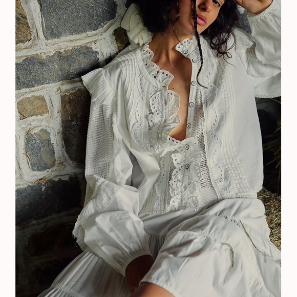 White woven cotton ruffle blouse size Large by We the Free - Picture 1 of 6